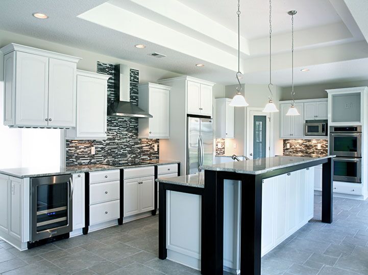 Moline-kitchen-Barefoot