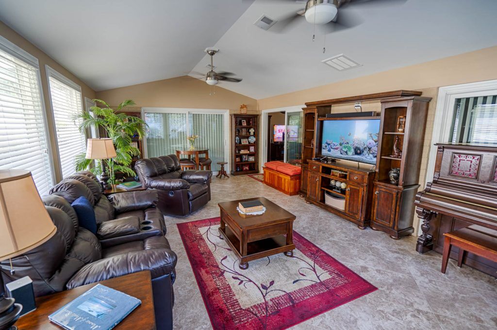 Home-Remodels-Myrtle-Beach-South-Carolina-Rebuilders-Fireplace-Sunroom-Kitchen-Bath-room-dining-5